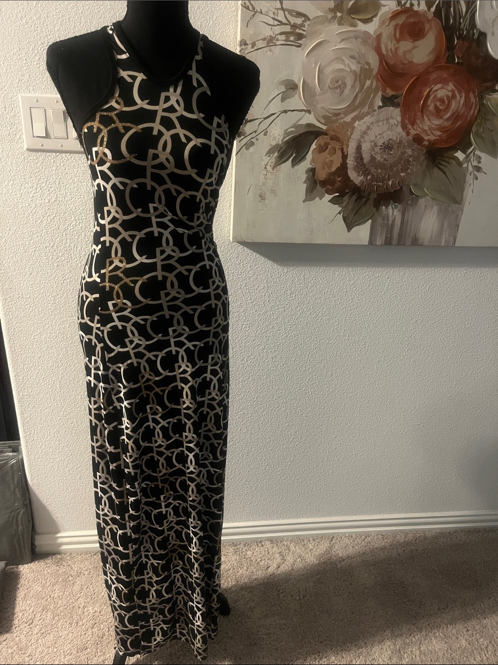 Rocawear size medium Black Chain-Print Maxi Dress - Stylish Women's Dress